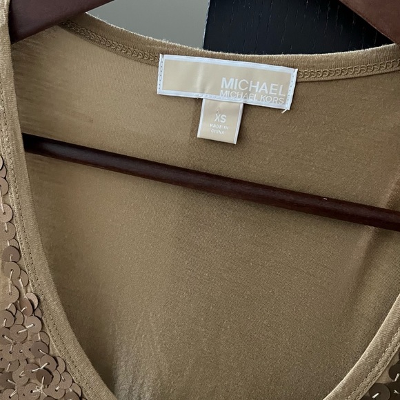 Michael Kors Gold Sequin Tank Size XS - Picture 3 of 5